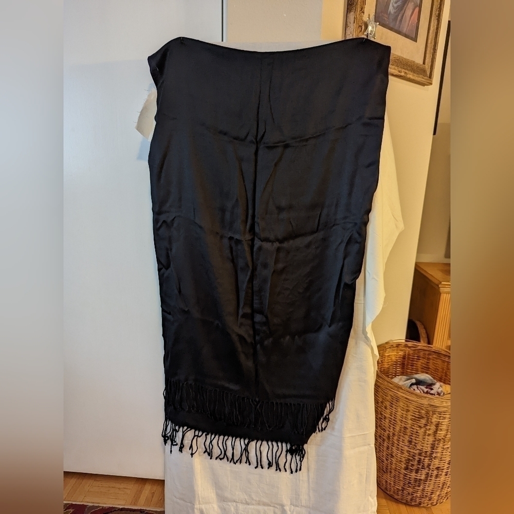 Lightweight Scarf - Picture 2 of 2